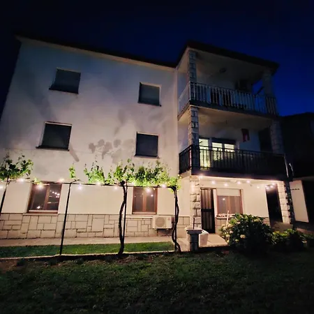 Luna * Capodistria